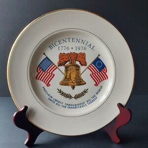 Bicentennial Commemorative Plate with Gold Trim